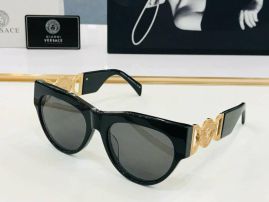 Picture of Versace Sunglasses _SKUfw55116732fw